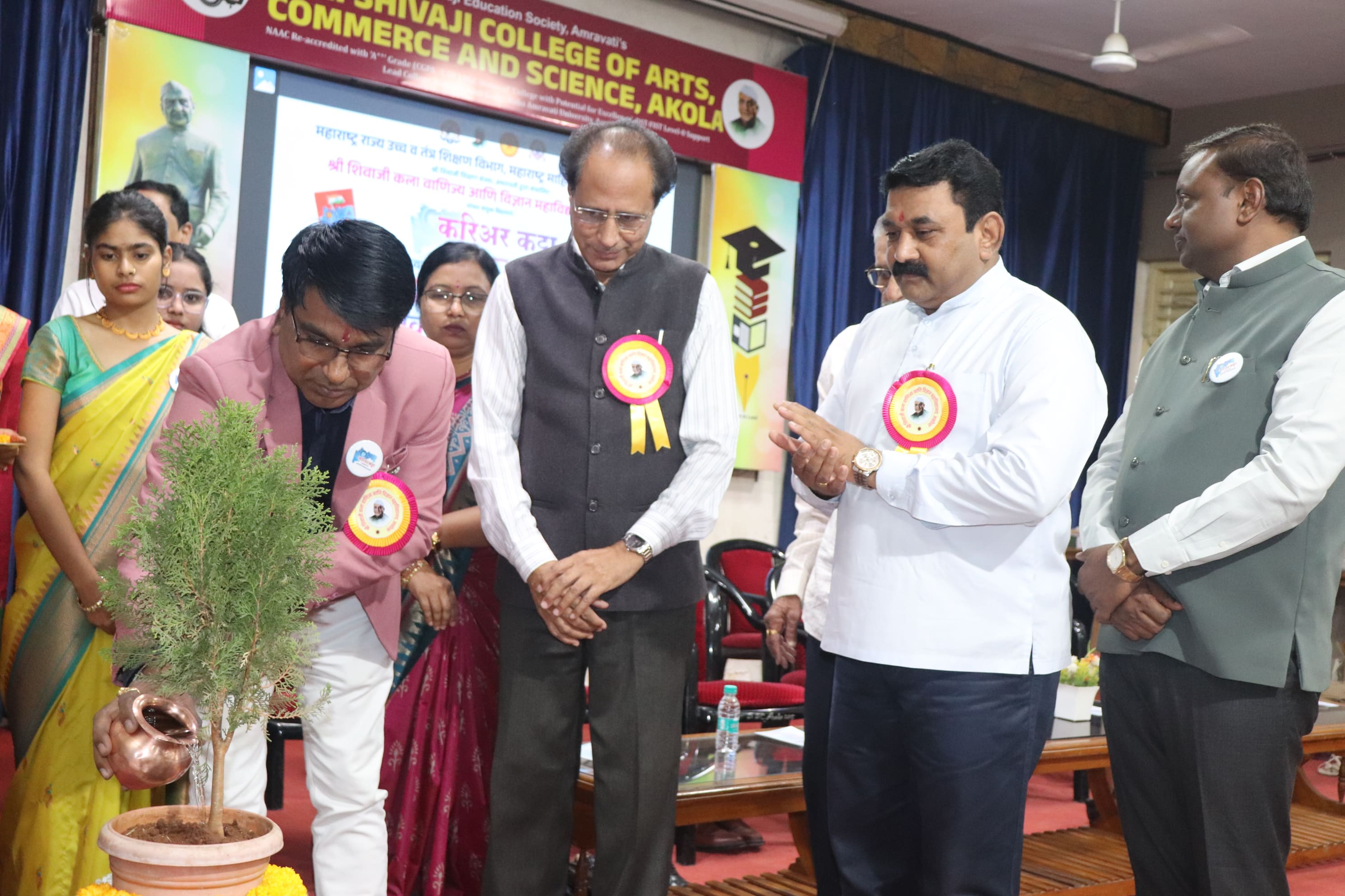 Career Katta Amravati Divisional Award Ceremony Held in Akola