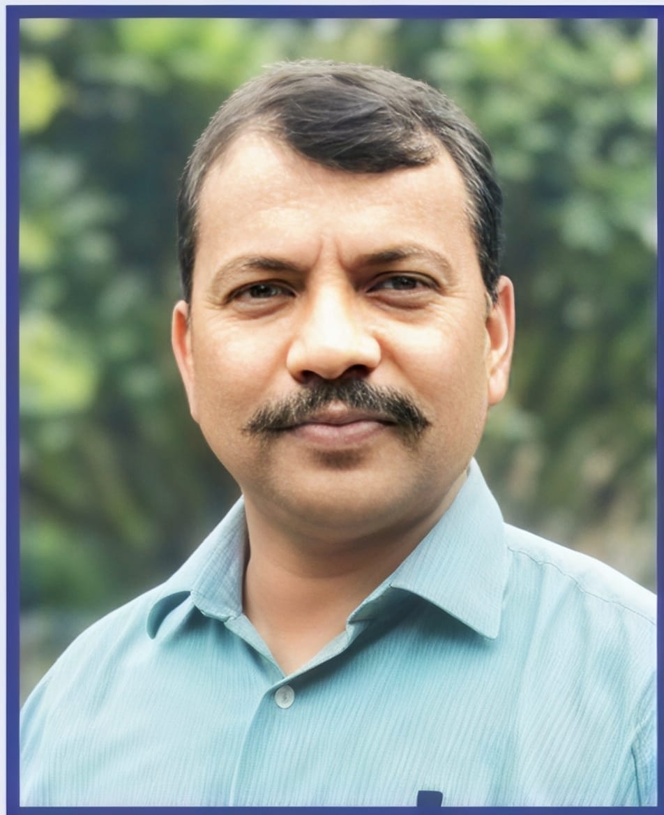 आजची तरुणाई आणि सोशल मिडीयाचे आभासी जग