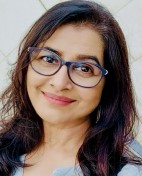 रंगांपलीकडची संवेदनशीलता सुवर्णरेहा जाधव यांचा सर्जनशील आणि शाश्वत प्रवास