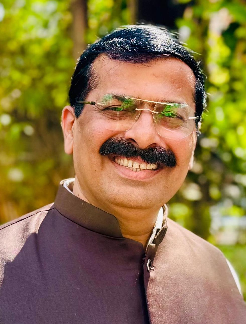 Principal Dr. Mahendra Raghuwanshi