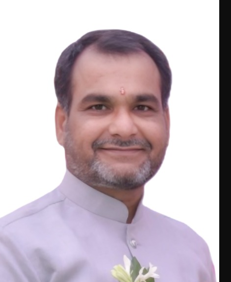 Principal Dr. Vijay Nagre