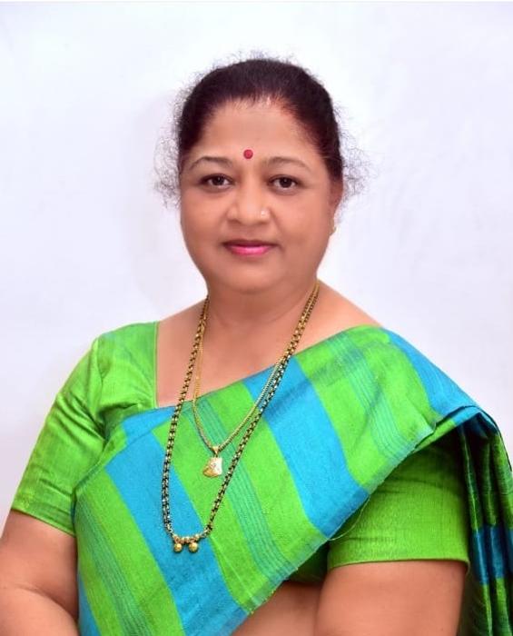Principal. Dr. Sharayu Taywade